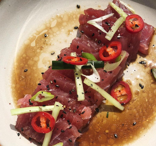 Spicy tuna sashimi w/ ponzu & cucumber