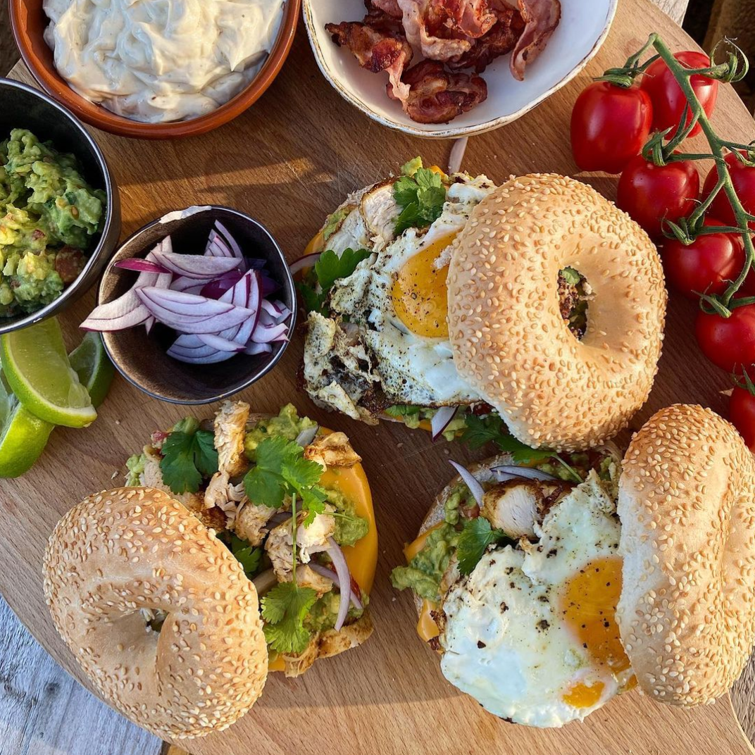 Chicken & cheddar bagels