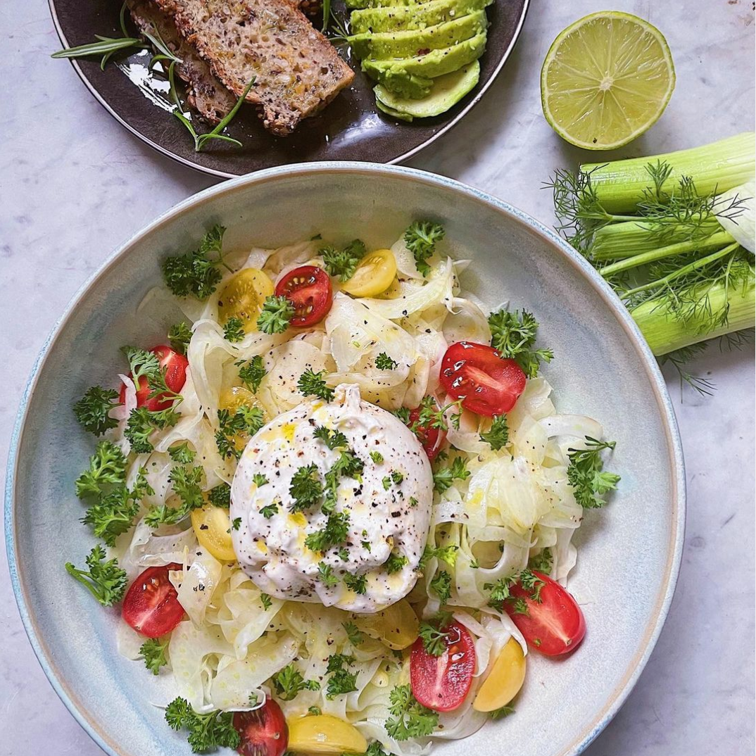 Fennel & tomato salad w/ burrata