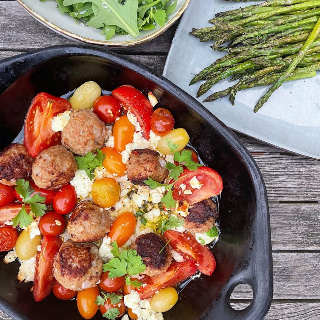 Feta & tomato oven roasted meatballs