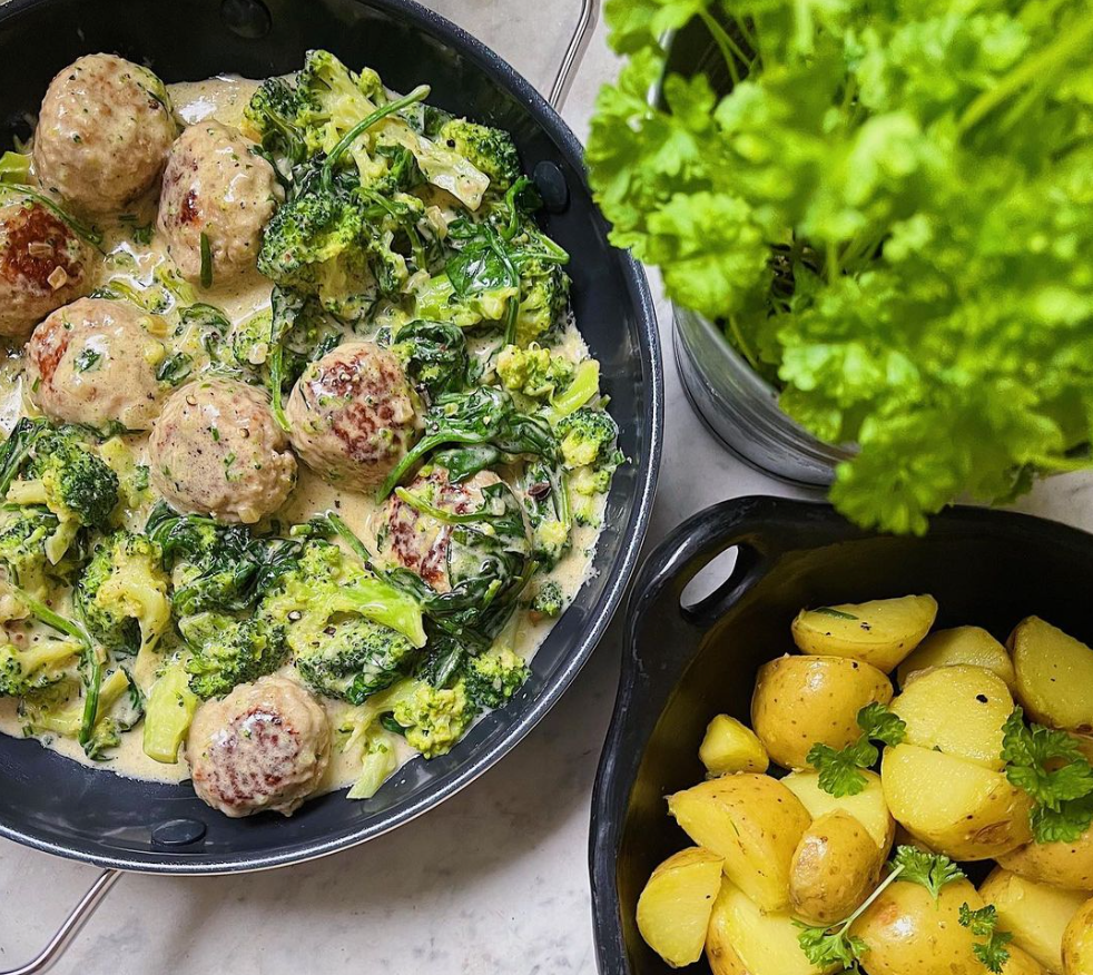 Broccoli and spinach meatballs