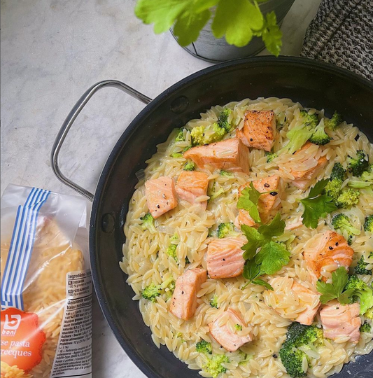 Salmon and broccoli orzo