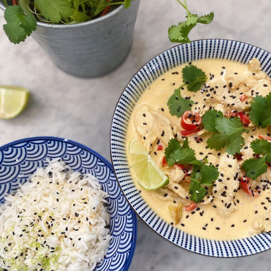 Yellow curry chicken soup